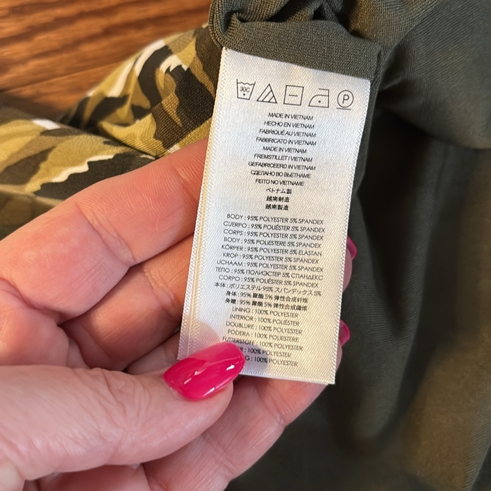 Michael Kors women’s camo green print jersey mini dress sleeveless cowl neck Med - Picture 11 of 13